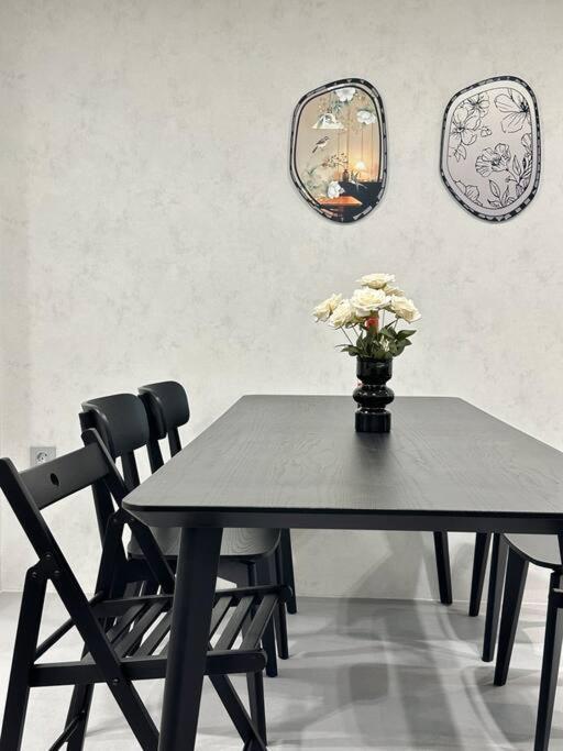 Apartment Euljiro 1-ga 2mins Seoul